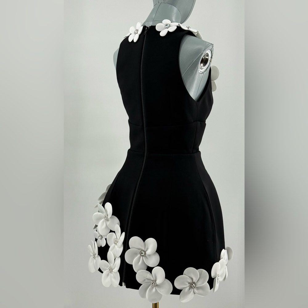 🆕 BRONX & BANCO 🧿 NWOT Estelle Floral Mini Dress, Black/White - Sz XS US 2 - Picture 9 of 17